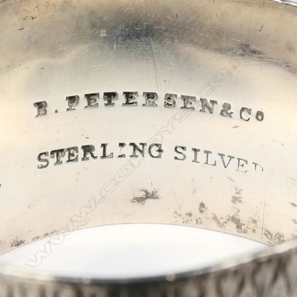 B Petersen & Co. silver napkin ring, Image 1++